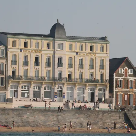 Hotel Kyriad Saint Malo Centre Plage-3